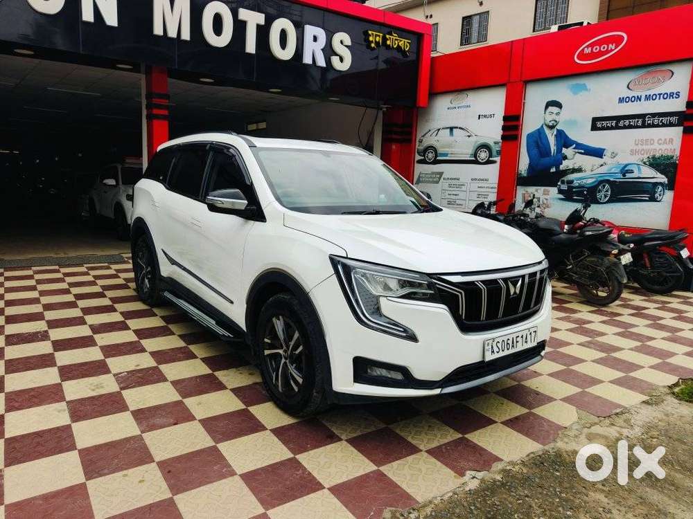 Mahindra Xuv700 2.0 Ax 5 Petrol Mt 7 Str, 2021, Petrol