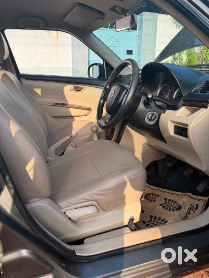 Maruti Suzuki Swift Dzire Vxi Regalia Limited Edition Mt, 2015, Petr..