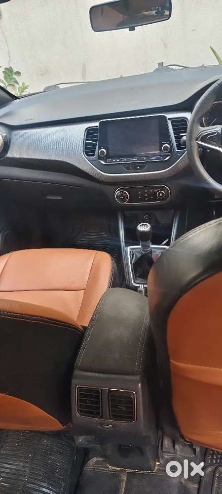 Nissan Kicks Xv Petrol 2021