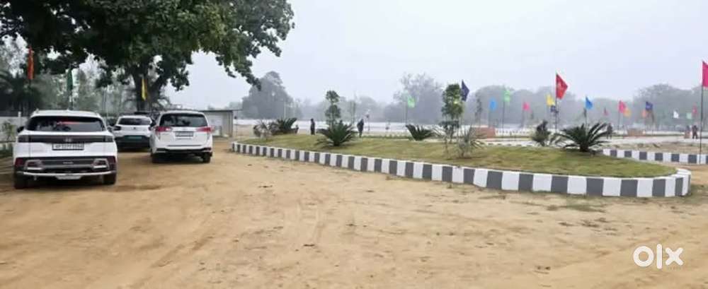 किसान पथ से लगे हुए प्रोजेक्ट में प्लाट खरीदे तुंरत रजिस्ट्री कब्जा