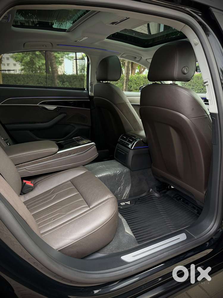 Audi A8 L Celebration Edition, 2023, Petrol