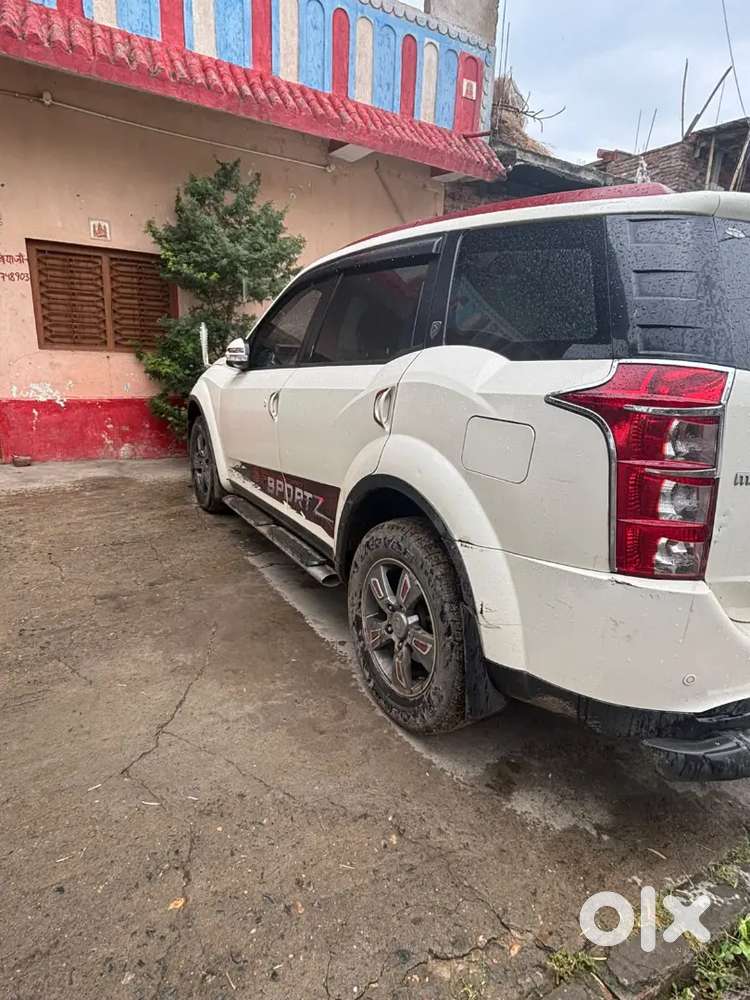 Mahindra Xuv500 2014 Diesel 64701 Km Driven