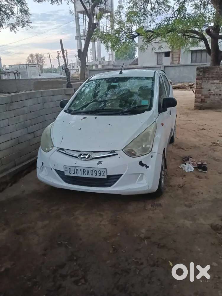 Car Bechni Hai