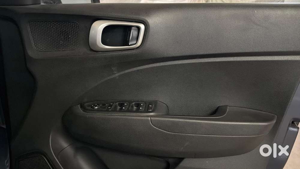 Hyundai Venue 1.2 S Plus, 2021, Petrol