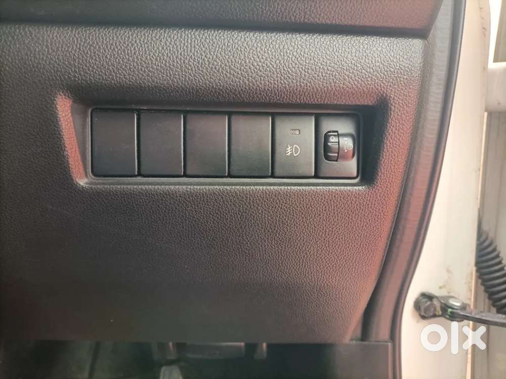 Maruti Suzuki Swift Vxi, 2019, Petrol