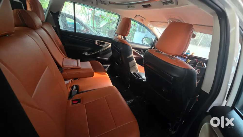 Toyota Innova Crysta Vx 2024