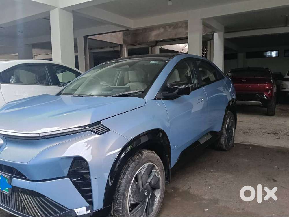 Tata Curvv Ev 2025 Electric 26000 Km Driven