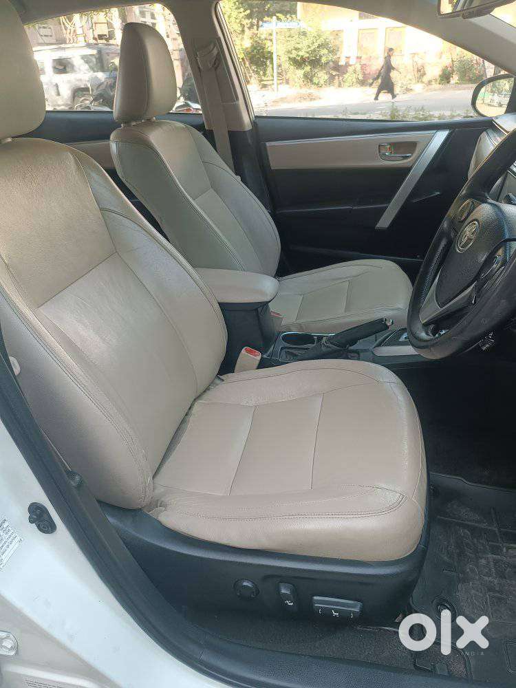 Toyota Corolla Altis Vl, 2014, Petrol