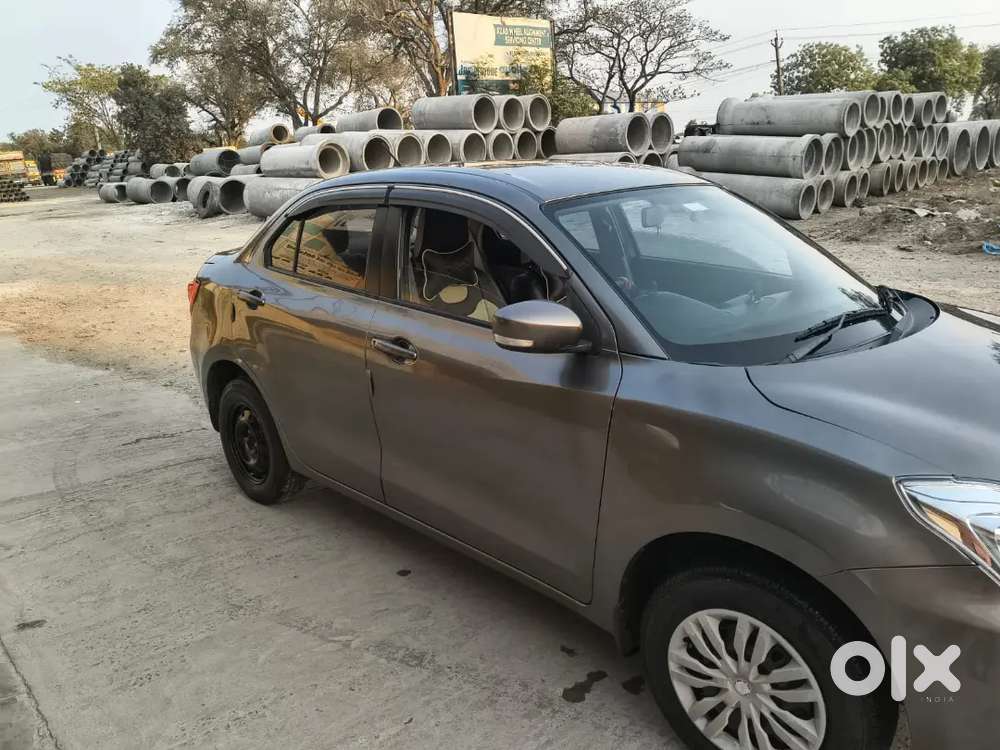 Maruti Suzuki Dzire 2023 Petrol 70000 Km Driven