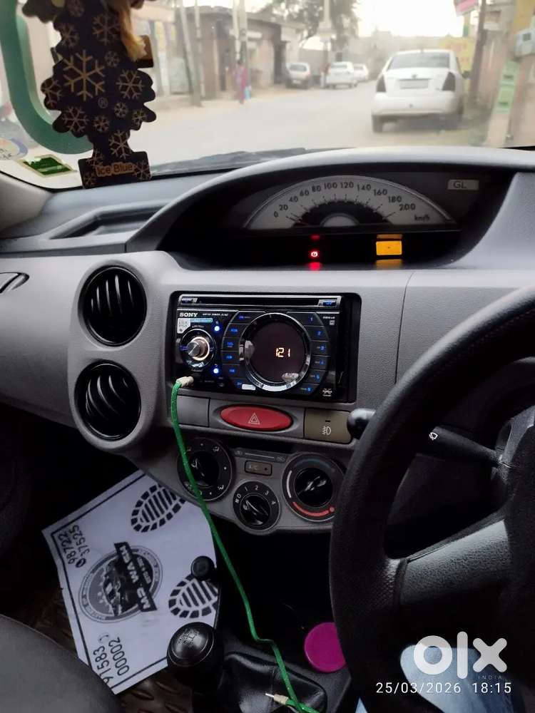 Toyota Etios Liva 2011