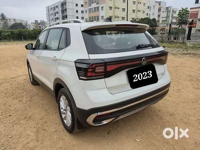 Volkswagen Taigun 1.0 Tsi Highline At, 2023, Petrol