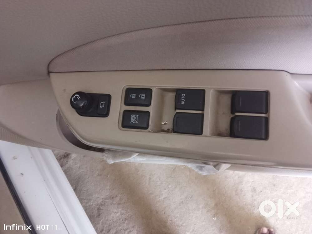 Maruti Suzuki Swift Dzire Vdi Bsiv, 2016, Diesel