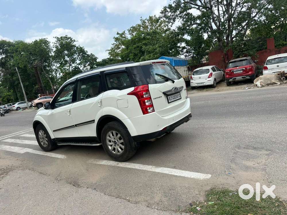 Mahindra Xuv500 At W10 Fwd, 2016, Diesel