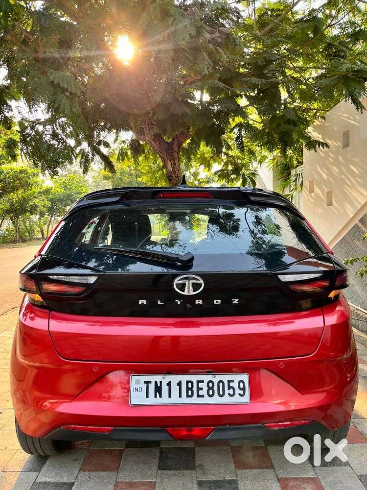 Tata Altroz, 2023, Petrol