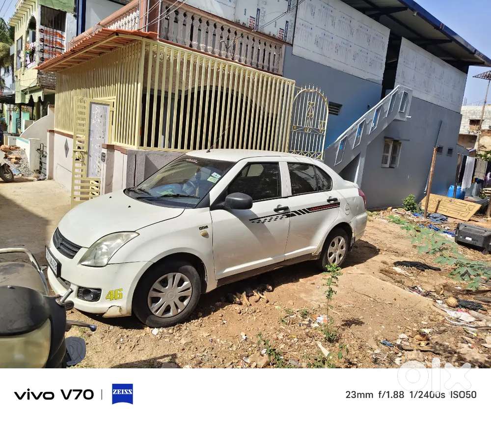Maruti Suzuki Swift Dzire 2011 Diesel 111111 Km Driven.