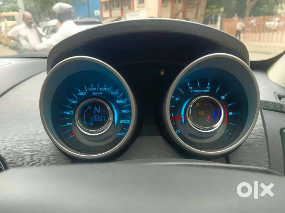 Mahindra Xuv500 At W10 Fwd, 2016, Diesel