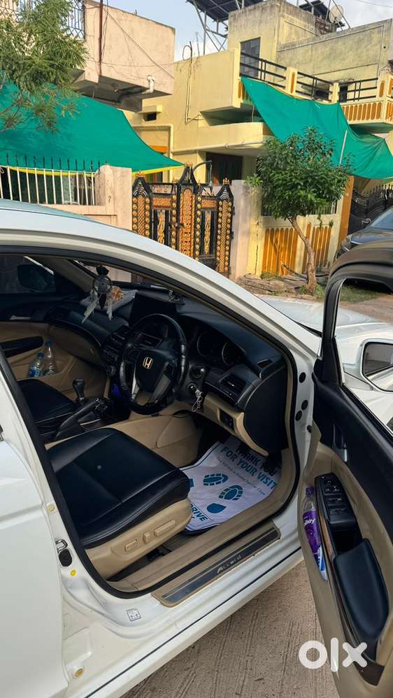 Honda Accord 2010, 2.4 Mt