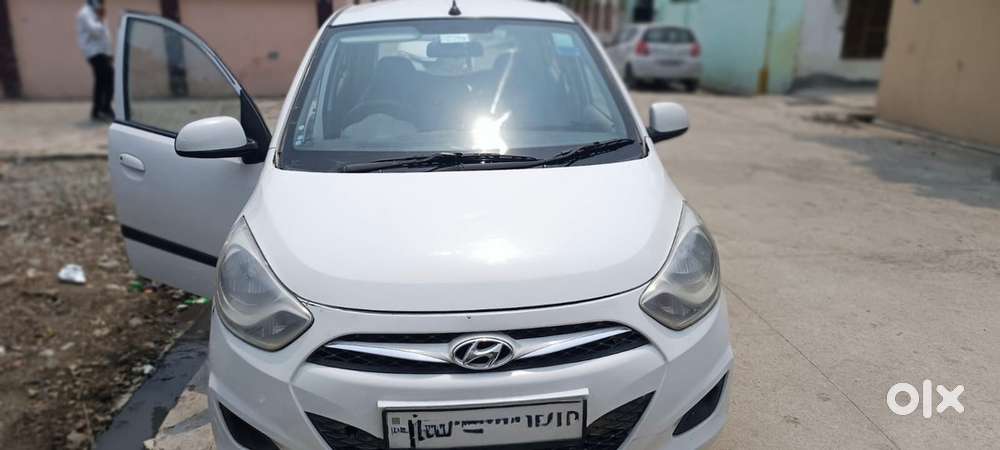 Hyundai I10 2015 Petrol Well Maintained