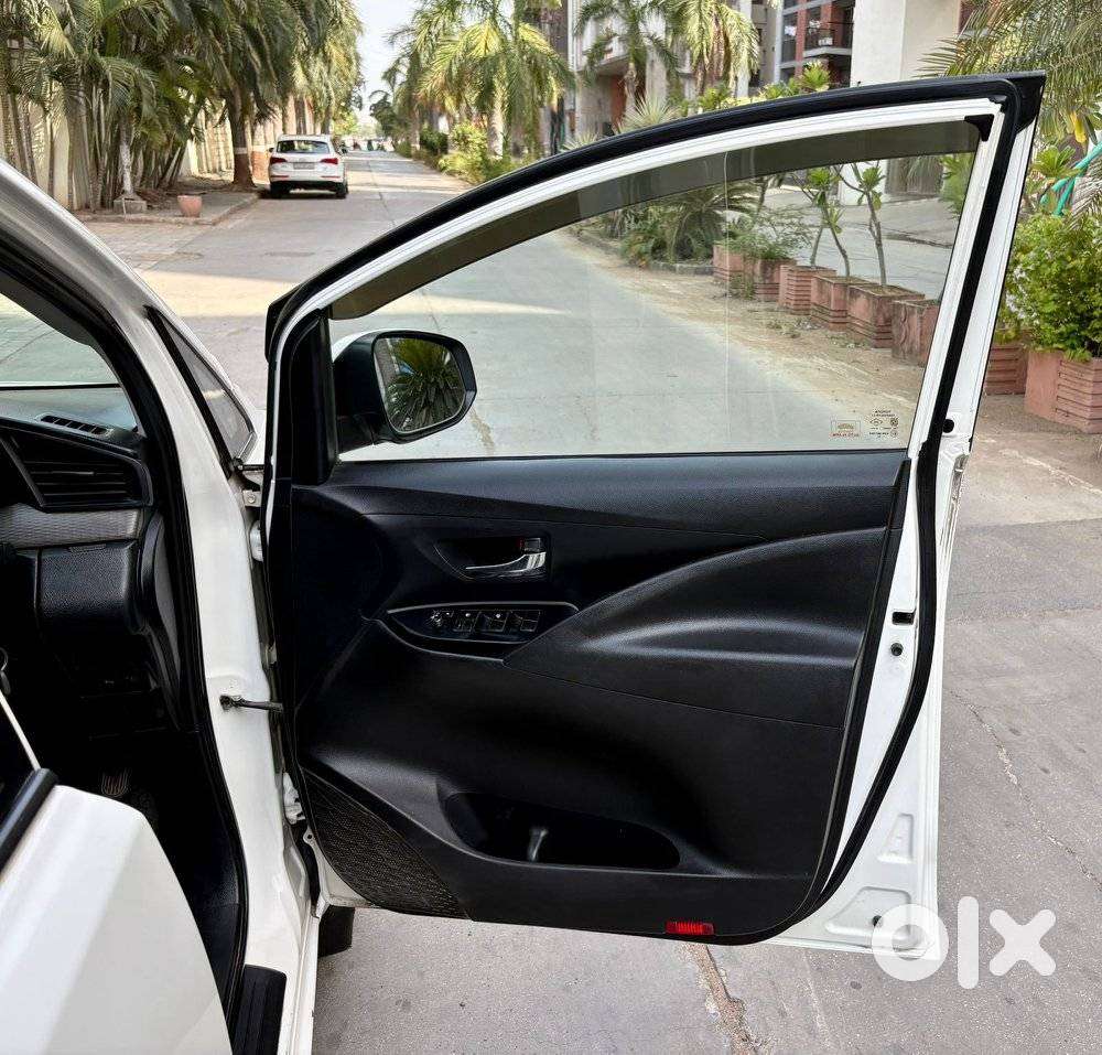 Toyota Innova Crysta 2.4 G Mt, 2019, Diesel