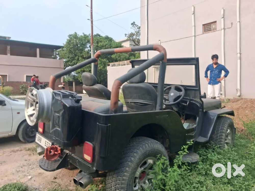 Mahindra Jeep Classic 1998