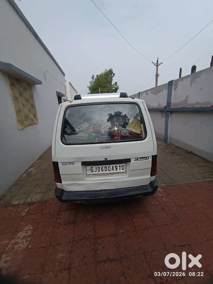 Maruti Suzuki Omni 2010