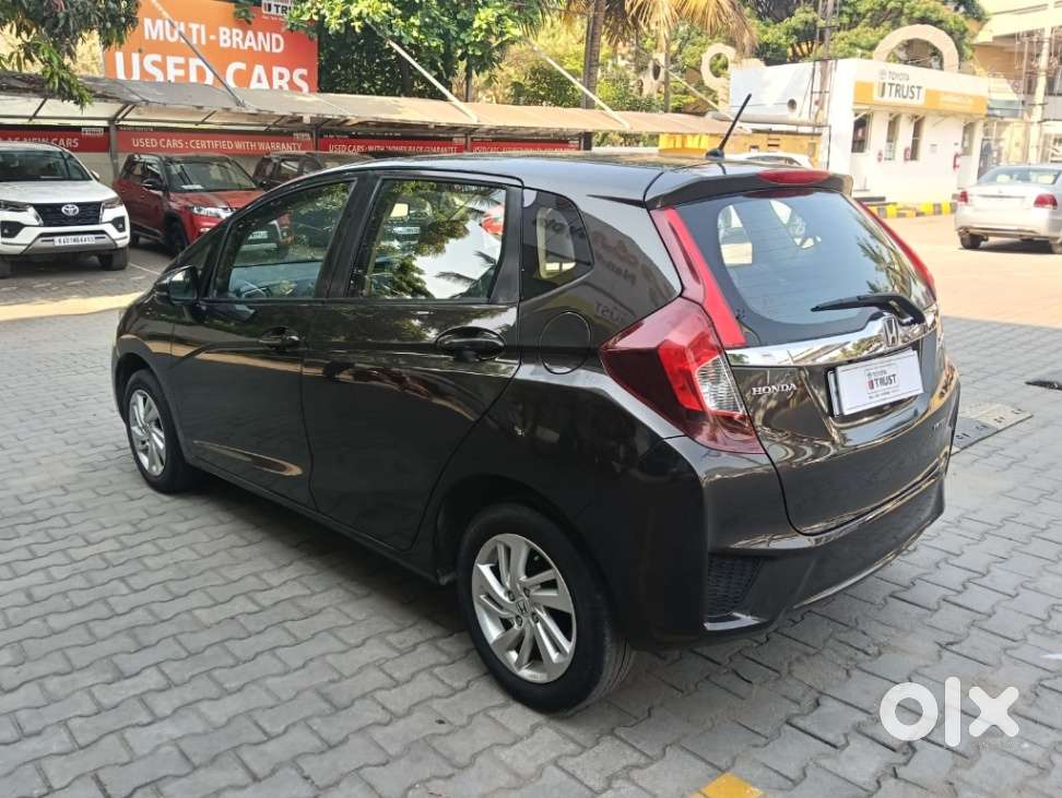 Honda Jazz V Mt Privilege, 2016, Petrol