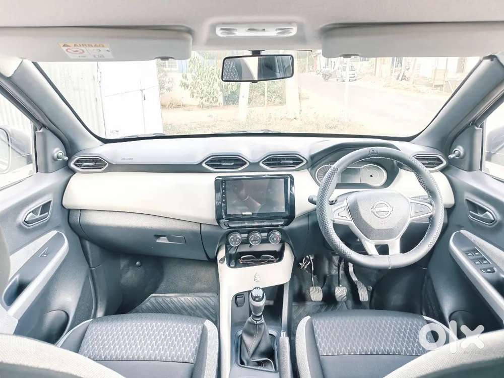 Nissan Magnite 2023 1.0 L Xe Petrol