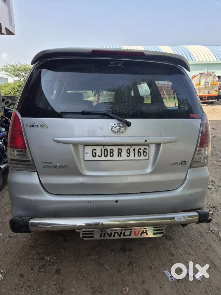 Toyota Innova Diesel 2011