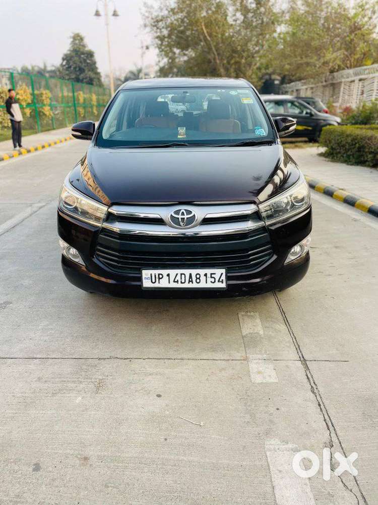 Toyota Innova Crysta 2.7 V, 2016, Diesel