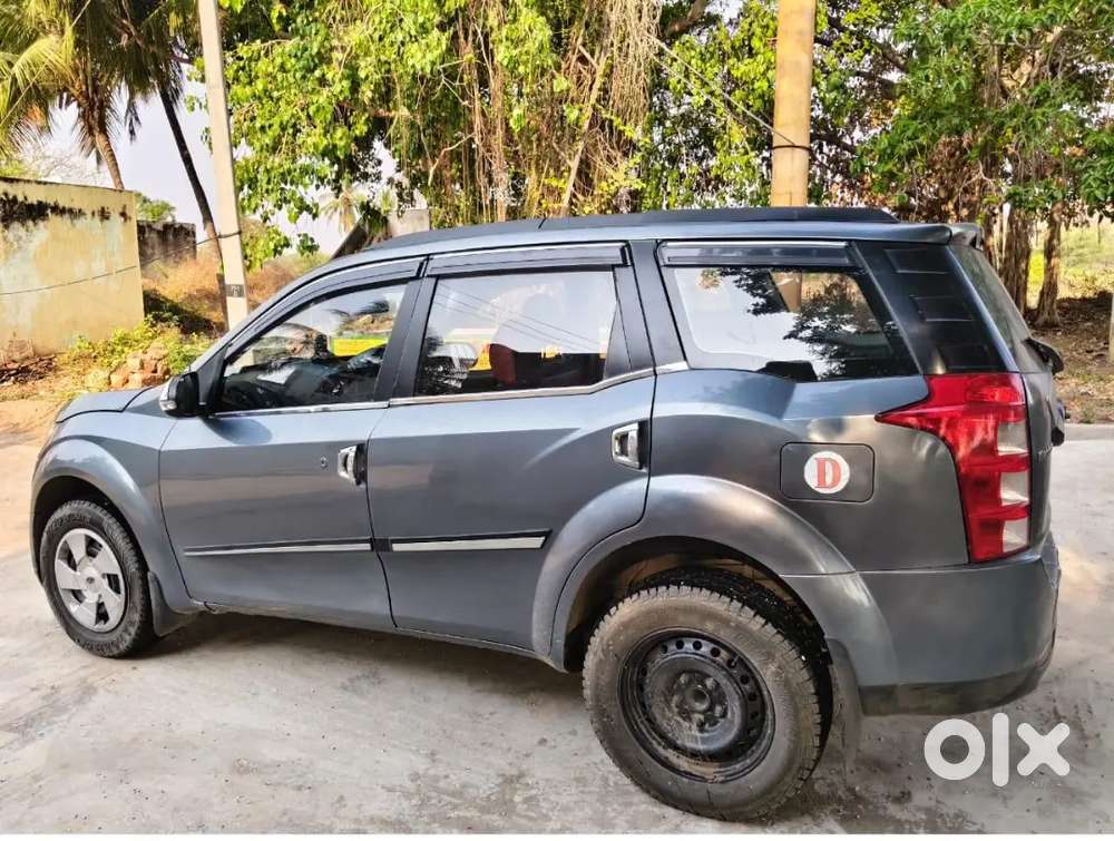 Mahindra Xuv500 2017 Diesel Car