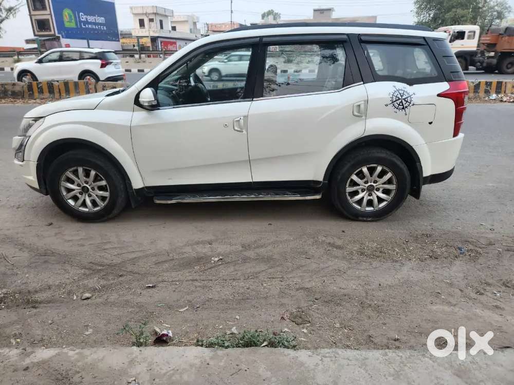 Mahindra Xuv500 2015 Diesel 160000 Km Driven