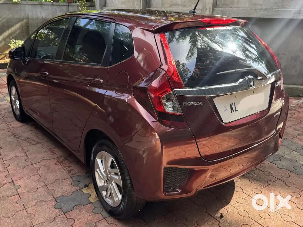  Honda Jazz V Petrol &ndash; 2018 Model | 1st Owner | 30,000 Km