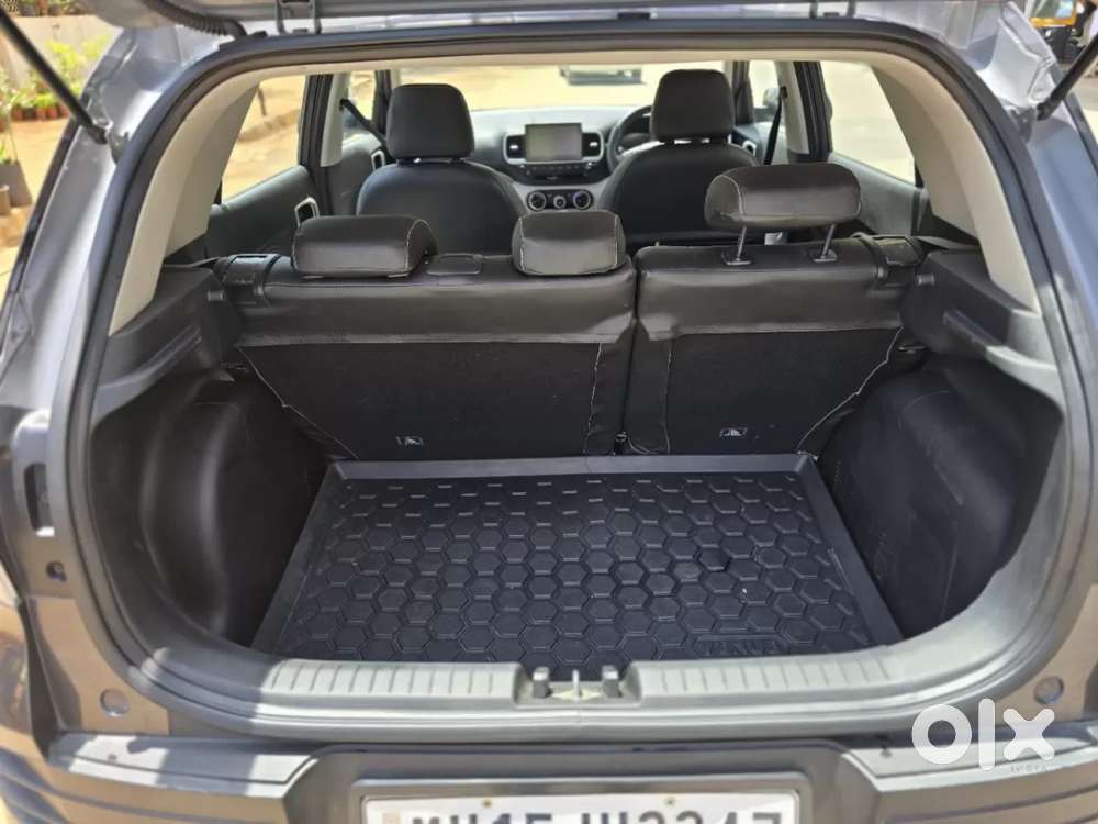 Hyundai Venue S 1.2 Petrol, 2023, Petrol