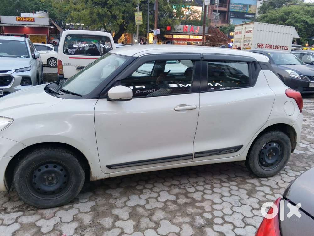 Maruti Suzuki Swift Vxi Ags, 2020, Petrol