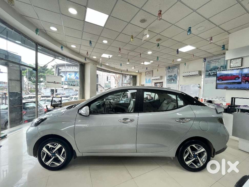 Hyundai Aura 1.2 Sx Cng, 2024, Petrol