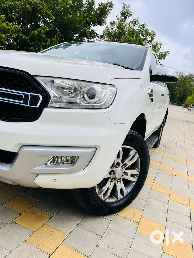 Ford Endeavour 3.2 Titanium At 4x4, 2017, Diesel