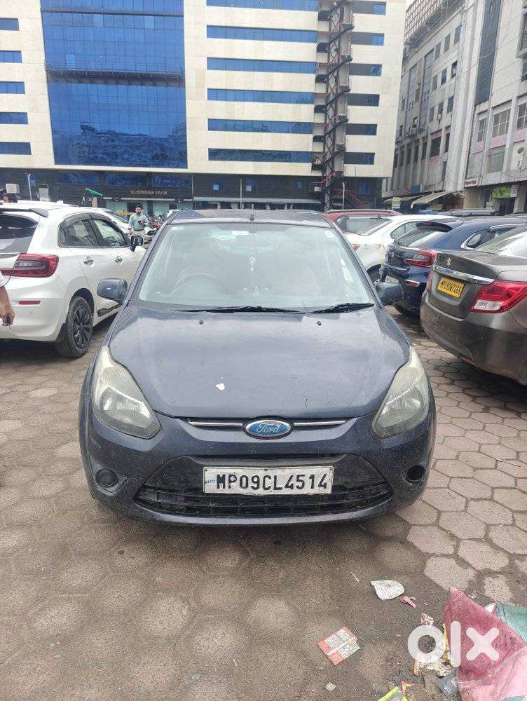 Ford Figo 1.2p Titanium Opt Mt, 2012, Petrol