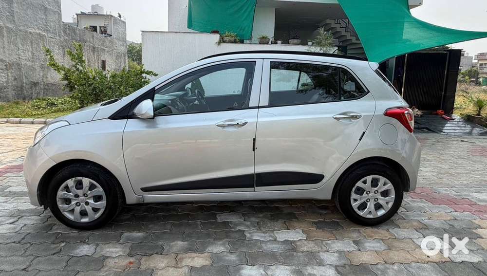 Hyundai Grand I10 Sportz 2014 Petrol