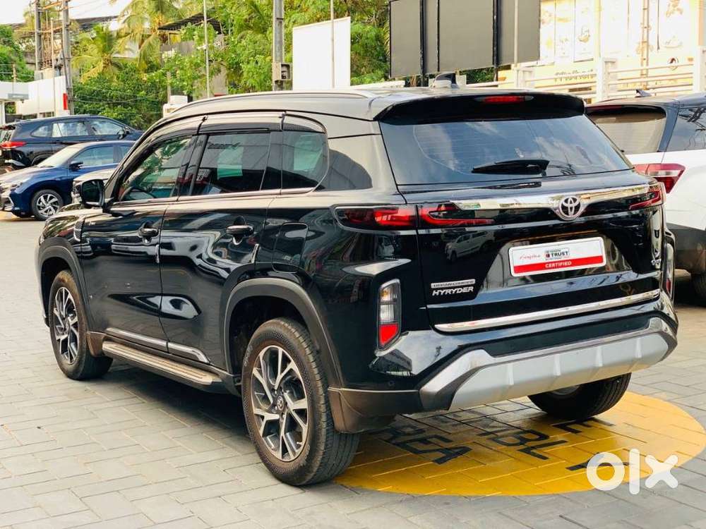 Toyota Urban Cruiser Hyryder 1.5 V Hybrid, 2025, Petrol