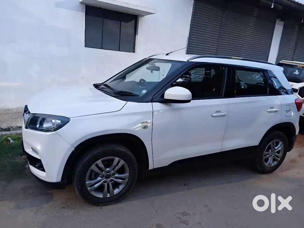 Maruti Suzuki Brezza Zdi 2017 Year