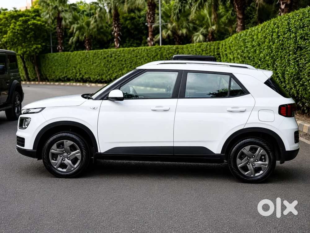 Hyundai Venue, 2024, Petrol