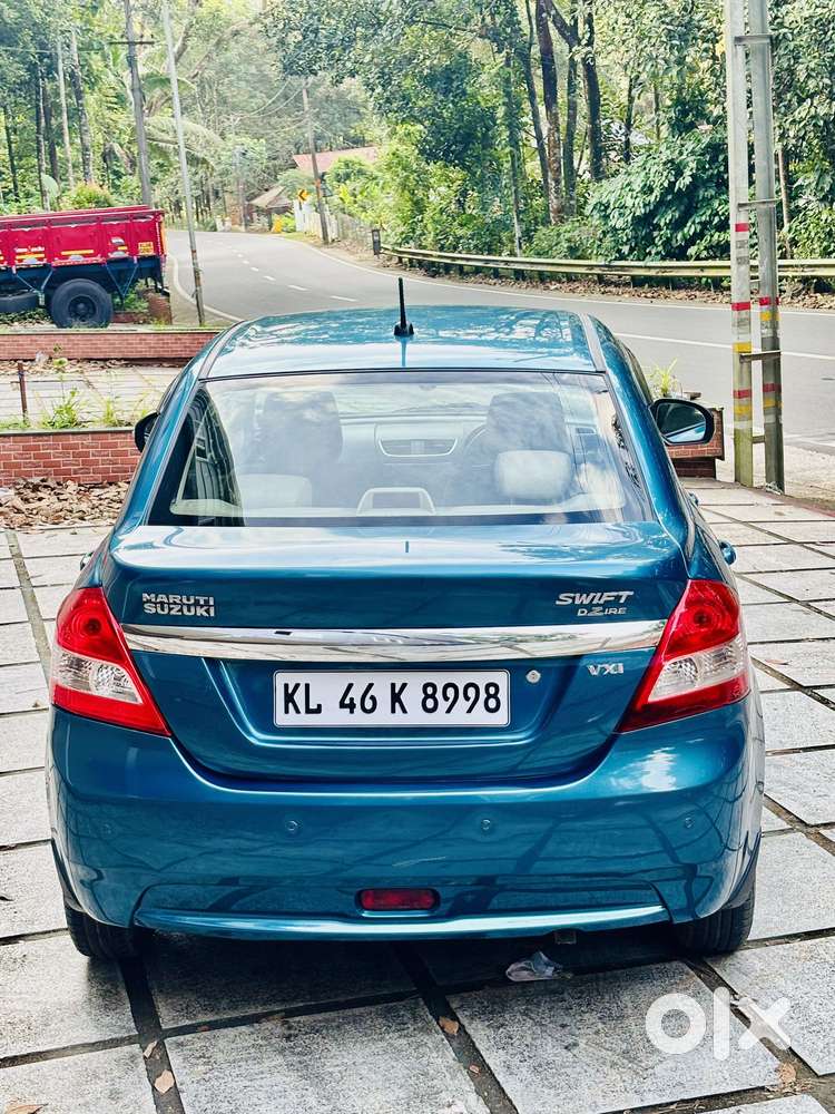 Maruti Suzuki Swift Dzire 1.2 Vxi Bsiv, 2014, Petrol