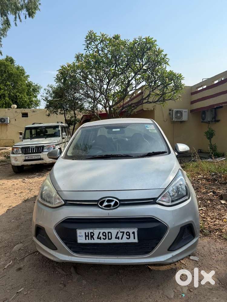 Hyundai Xcent 2015 Diesel Well Maintained