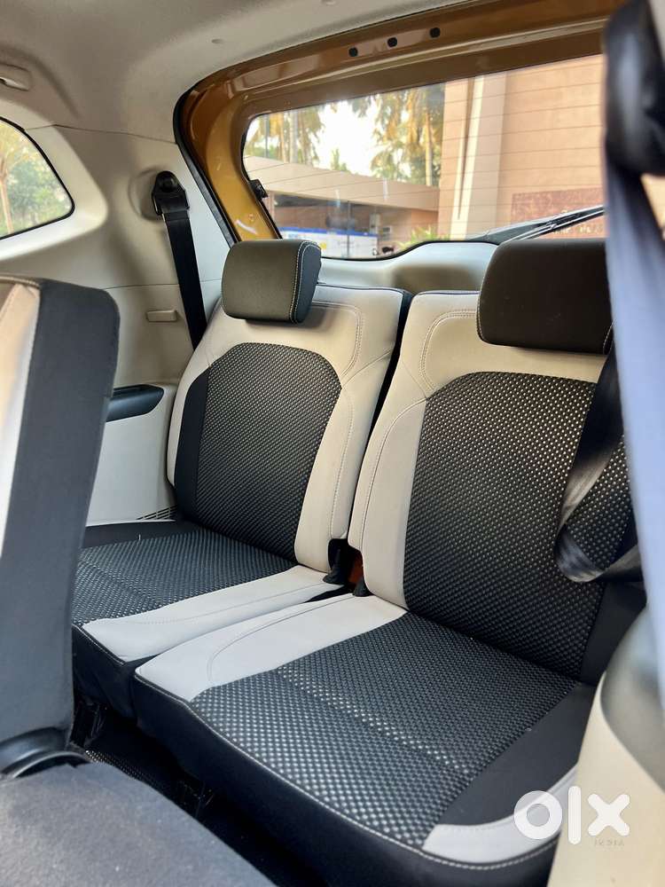 Renault Triber Rxz Easy-r Amt, 2021, Petrol