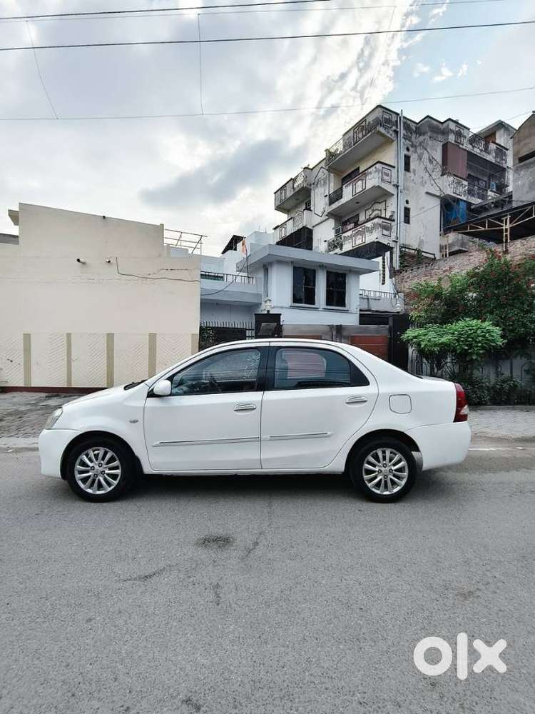 Toyota Etios V, 2012, Cng & Hybrids