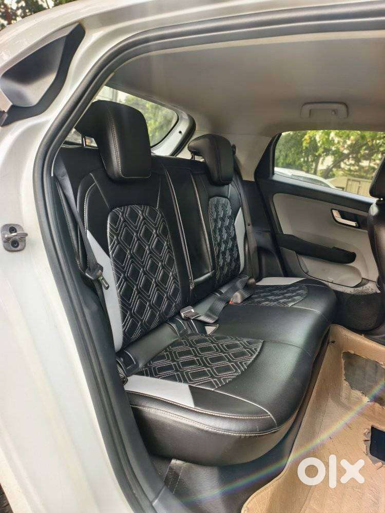 Tata Altroz Xz, 2020, Petrol