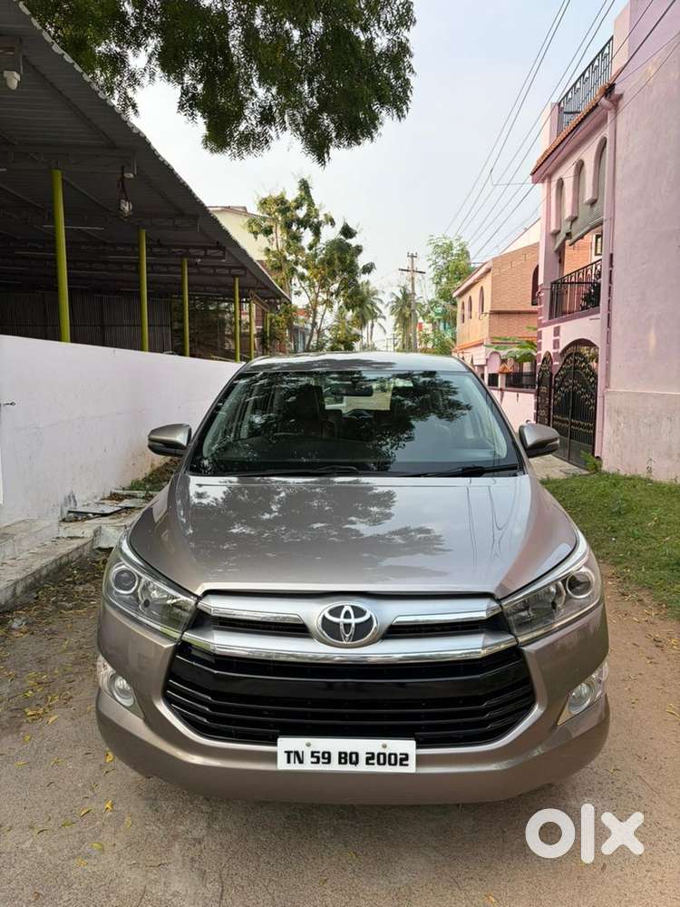 Toyota Innova Crysta 2018 Variant