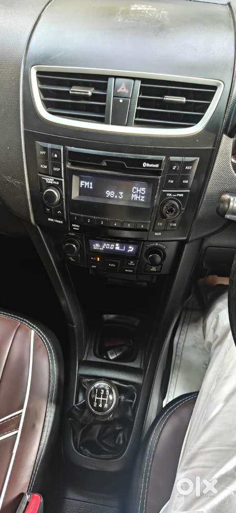 Maruti Suzuki Swift Vvt Zxi, 2016, Petrol