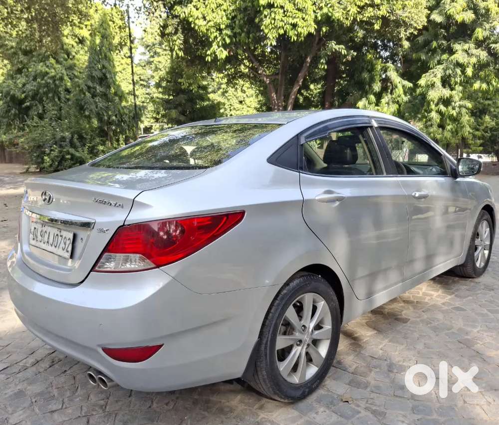 Hyundai Verna 2013 Petrol Manual Car
