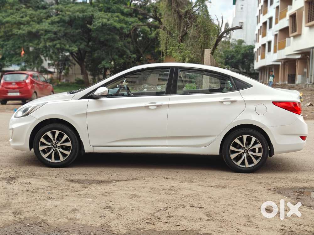 Hyundai Verna Fluidic 1.6 Vtvt Sx Opt, 2014, Petrol